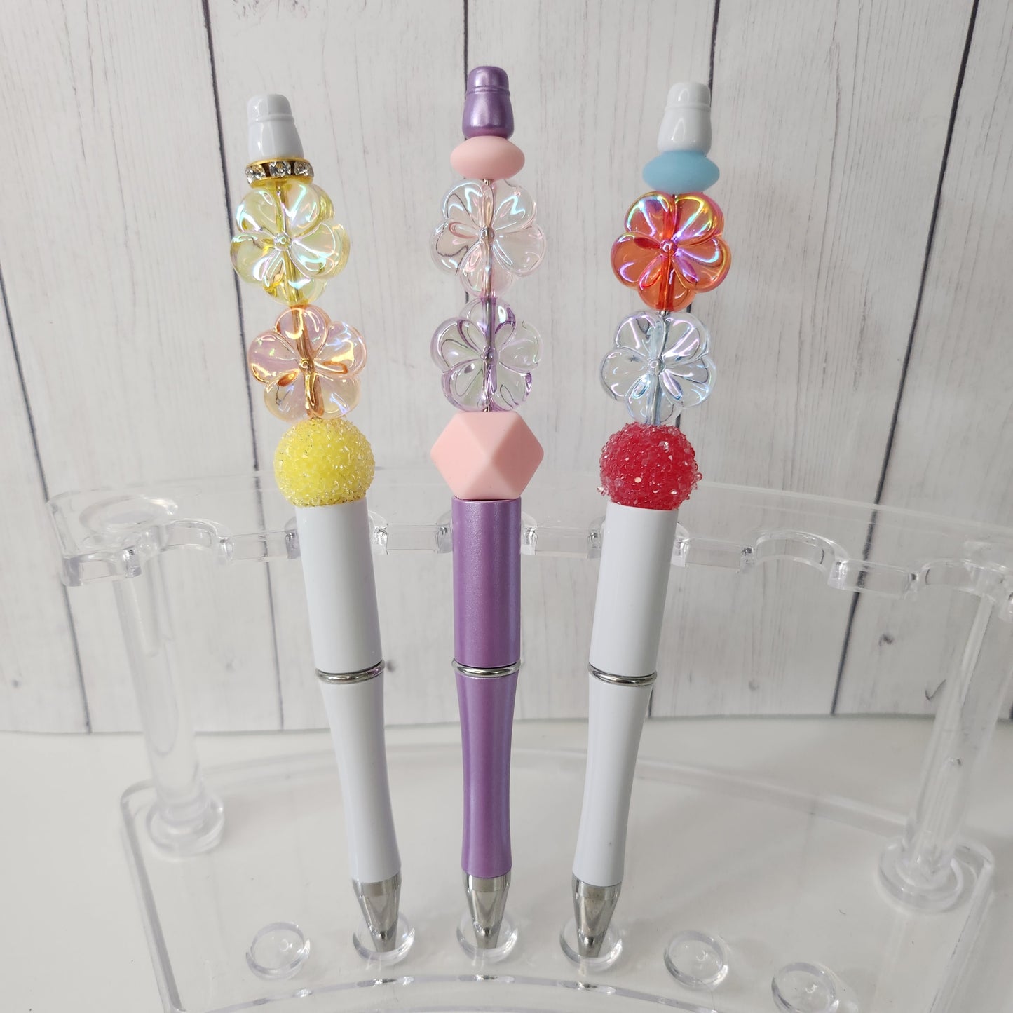 Hawaiian flower pen