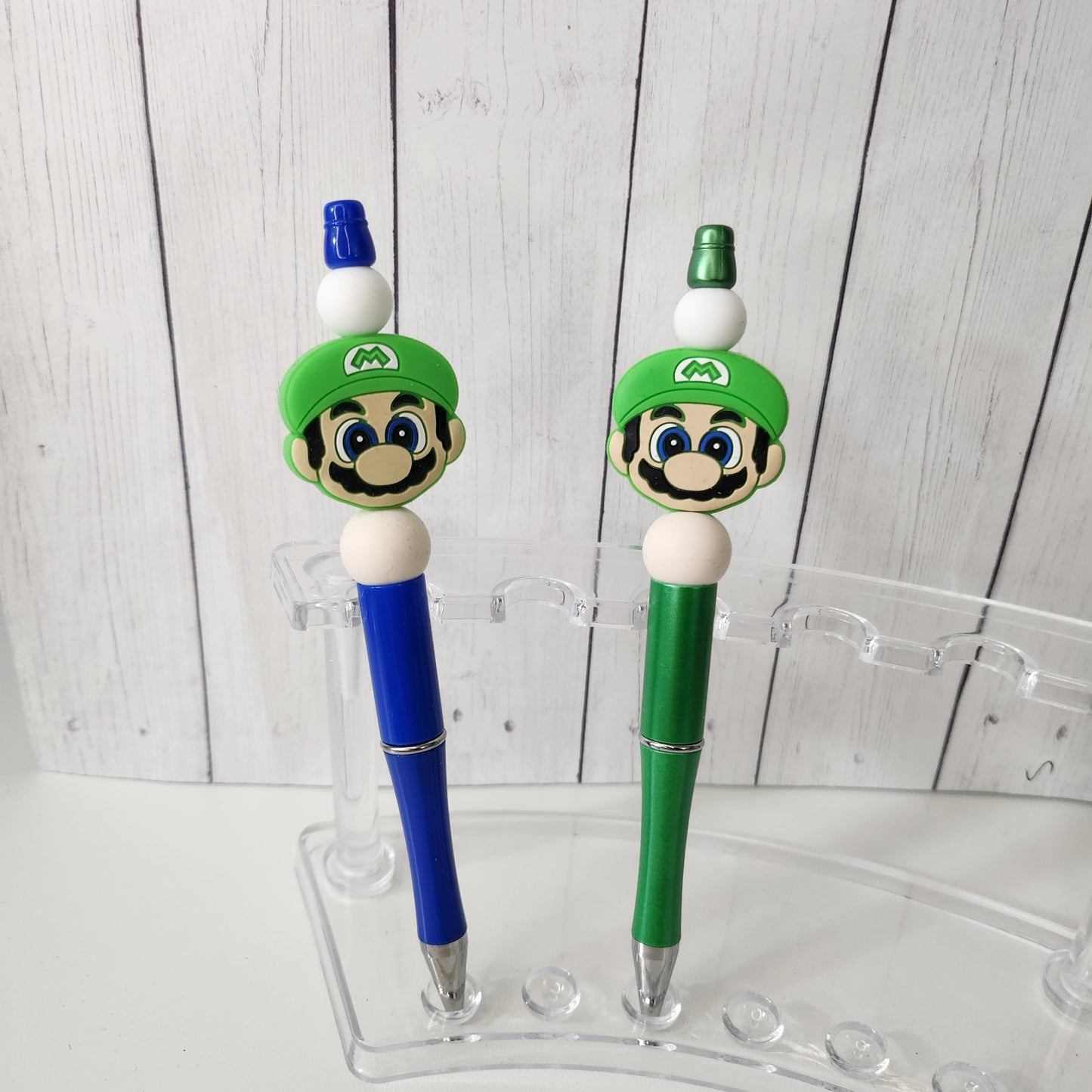 Super Mario Bros pen