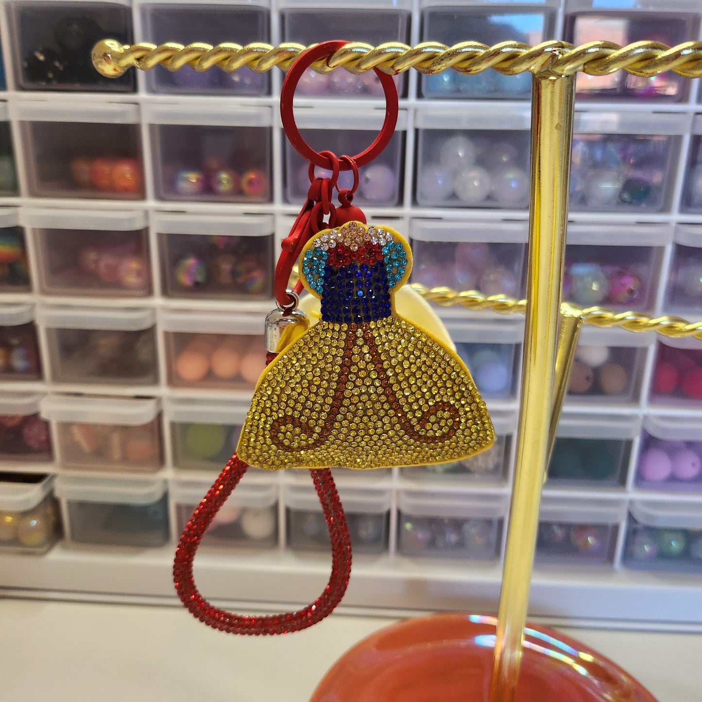 Snow white keychain