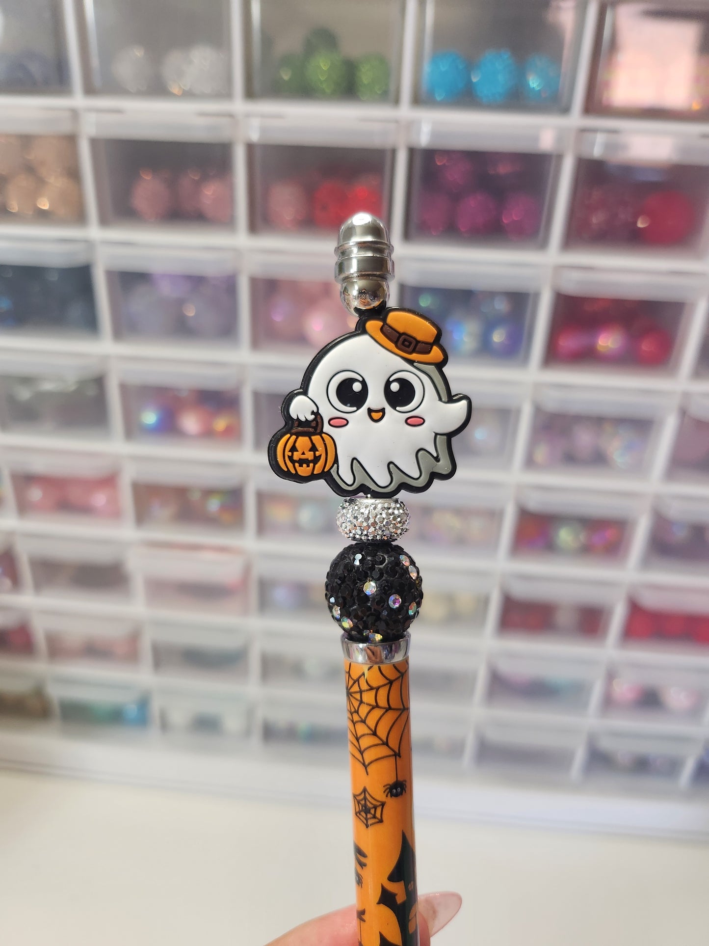 Ghost w/pumpkin pen