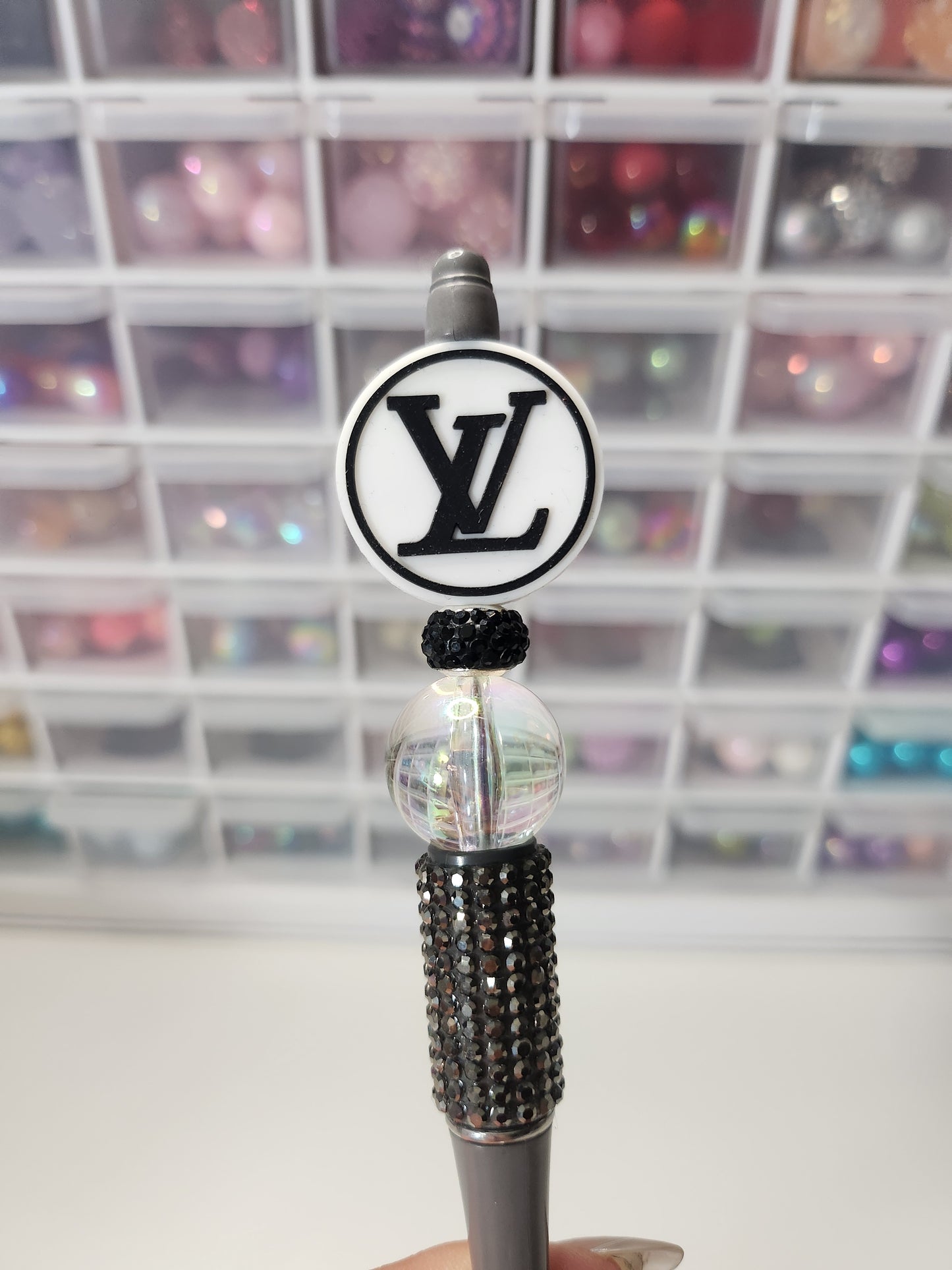 LV pen