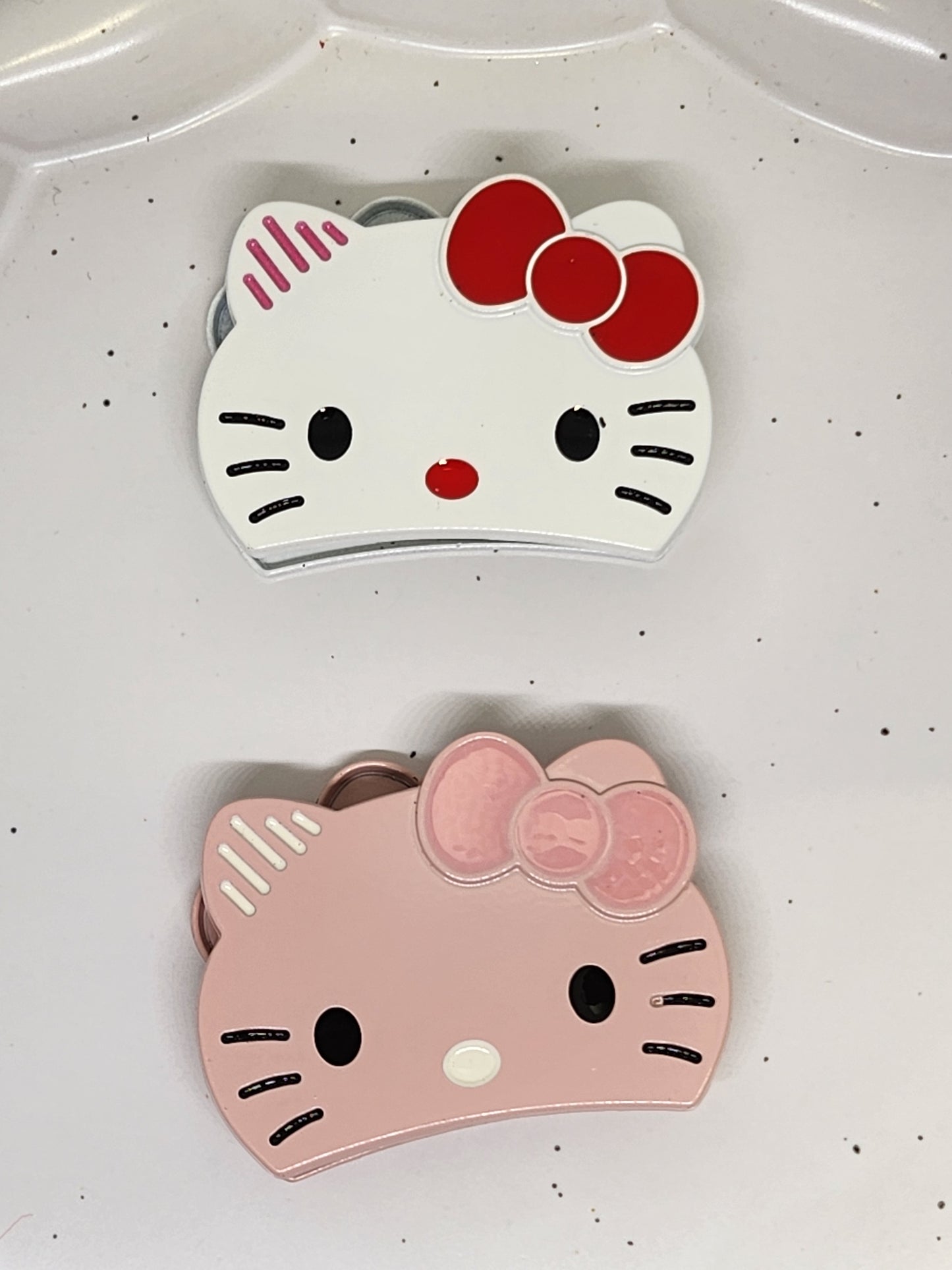 Kitty Head metal