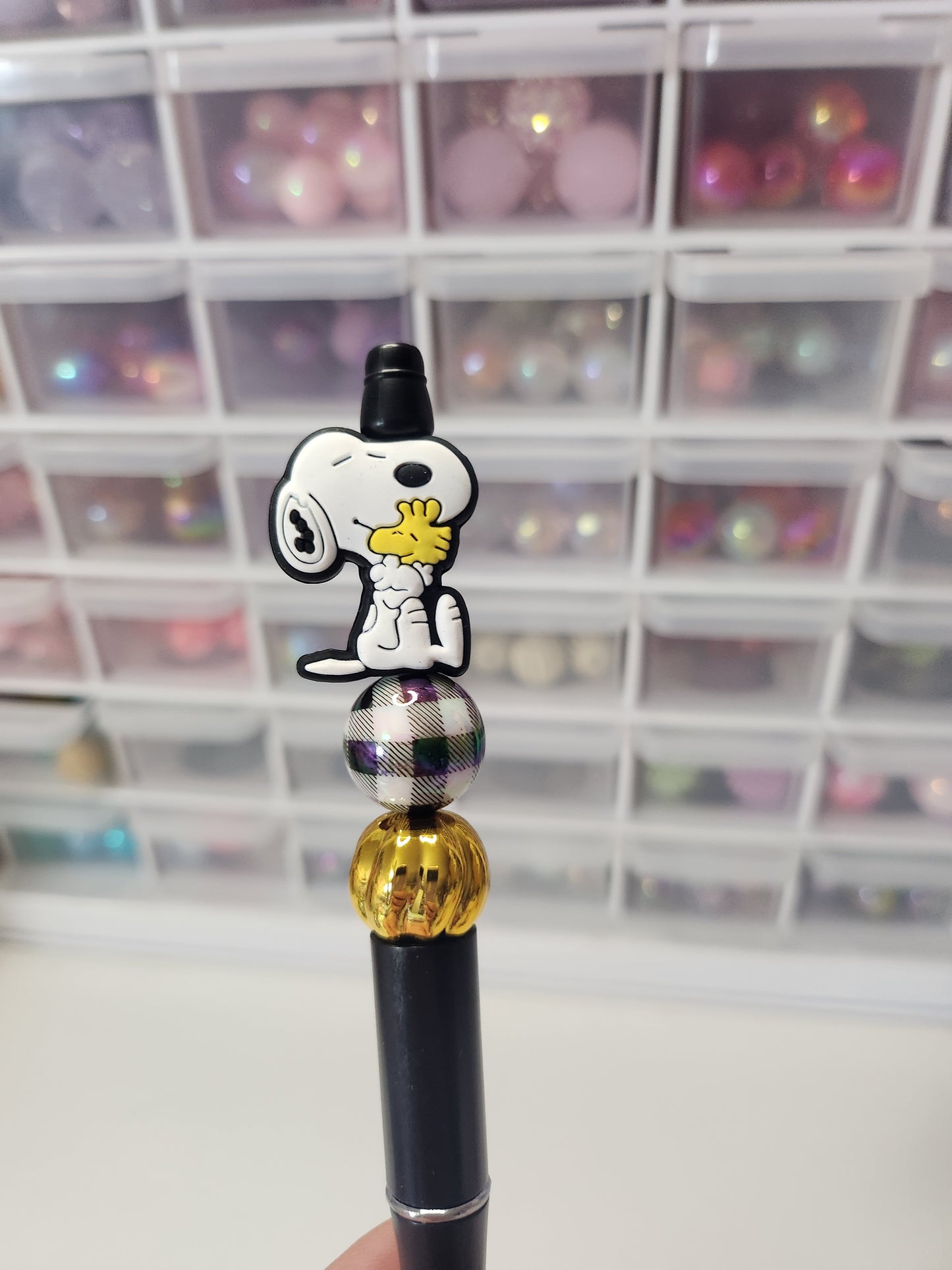 Snoopy pen