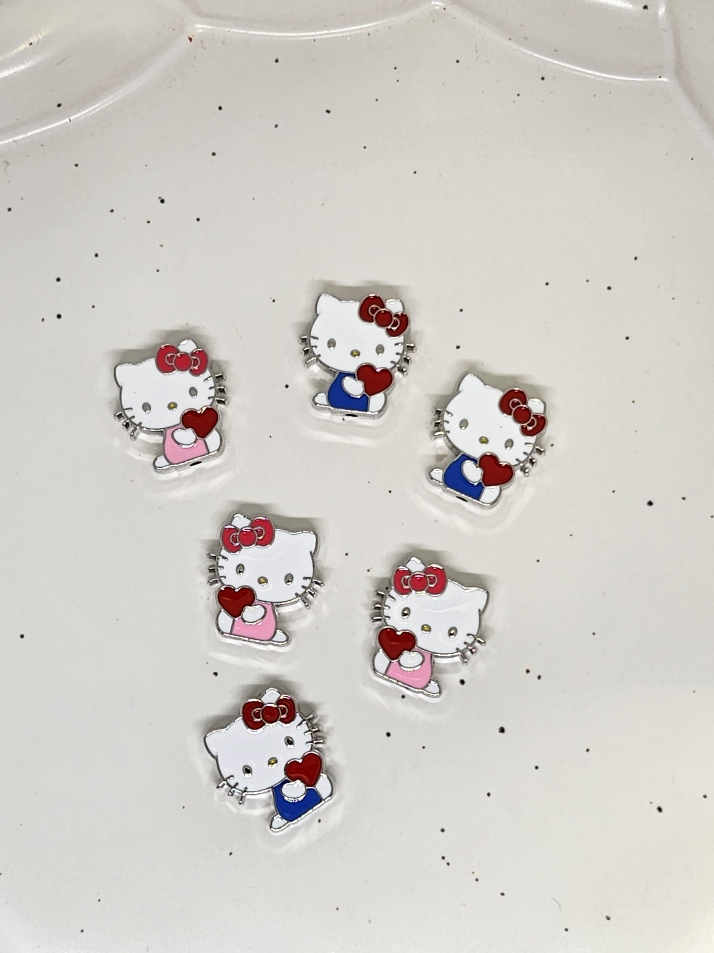 Kitty w/heart bead