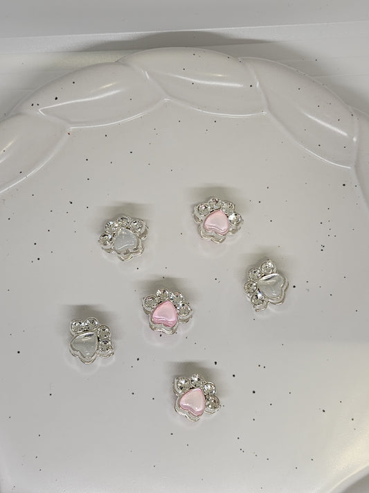Paw metal bead