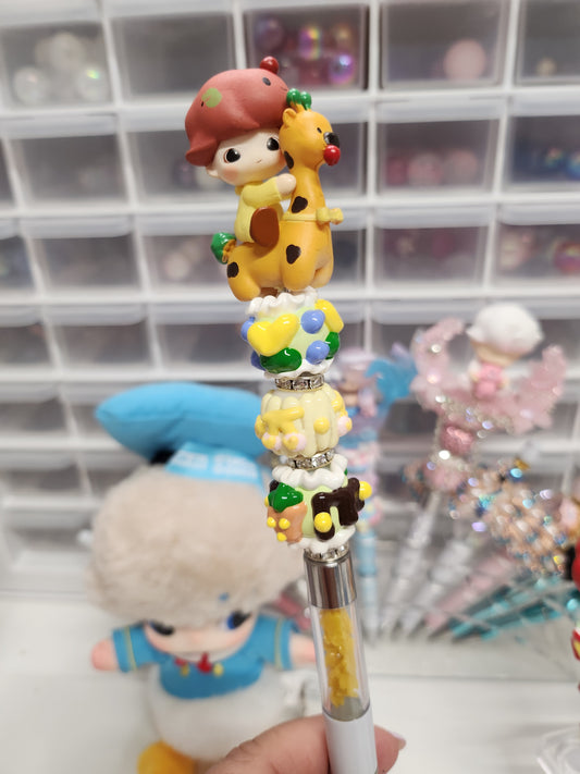 Dimoo w/Giraffe pen